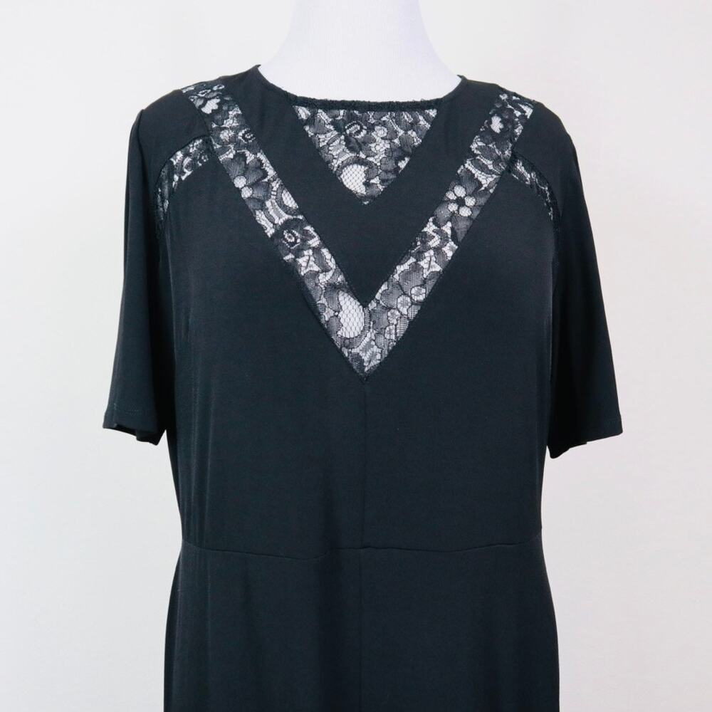 NWT ASOS CURVE Size 16 Maxi Dress V Neck Lace Flutter Sleeve Black - Picture 2 of 12